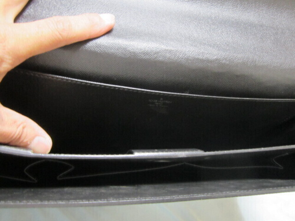 Louis Vuitton LV Taiga Ardoise business bag Moscova - Picture 7 of 10